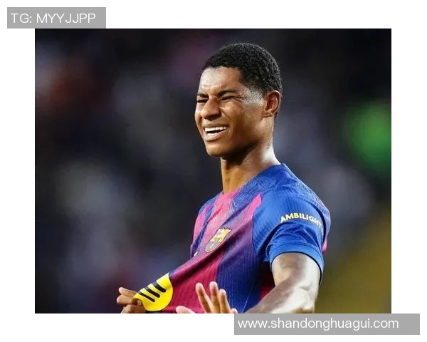 TA：拉什福德买断费3000万欧，现在尚不清楚巴萨是否会激活